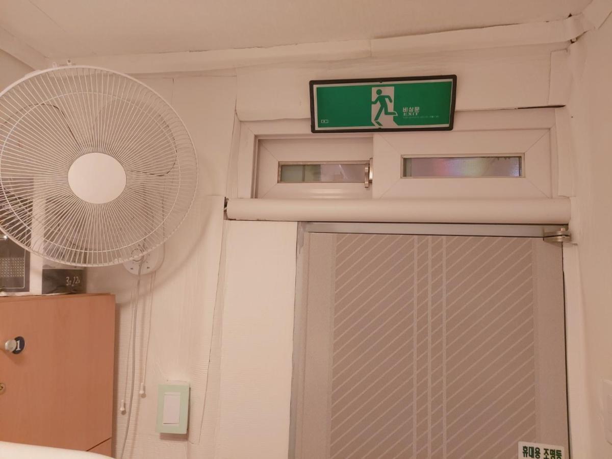 Seoul Guesthouse Foreigners Only Exteriér fotografie